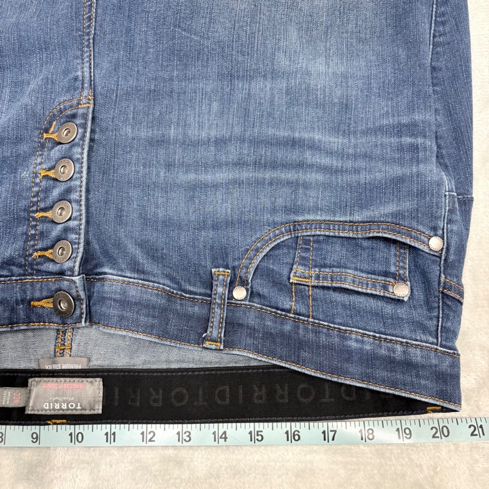 Torrid Jeans Women 22R Blue Bombshell Skinny Multi Button Fly Premium Stretch - Picture 10 of 11
